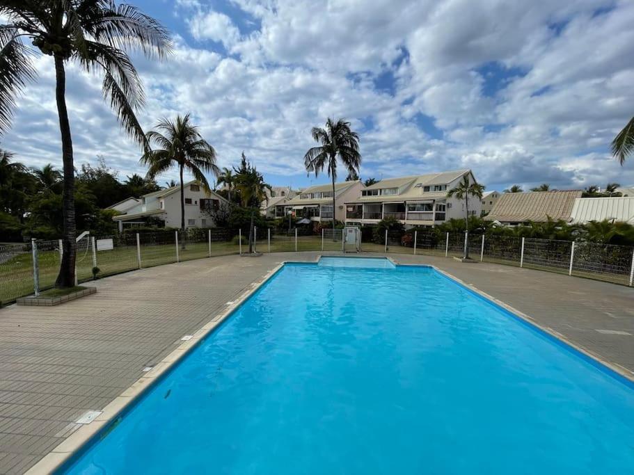 Villa La Playa Pieds Dans L'Eau Lagon + Piscine サンジルレバン エクステリア 写真